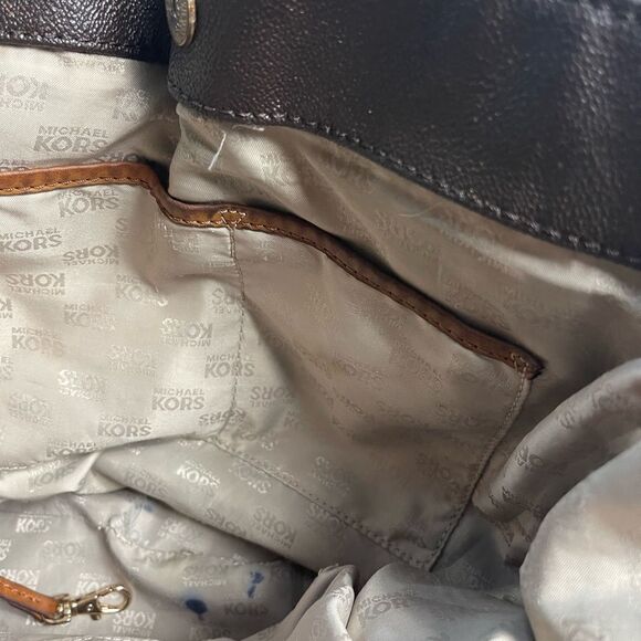 Michael Kors Brown coated canvas& tan leather straps &trims large shoulder bag. - Picture 13 of 15